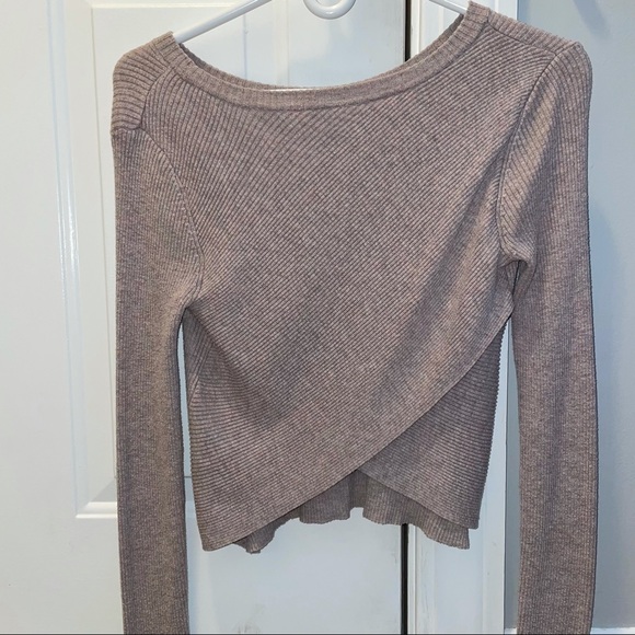Cropped-Back Sweater - Picture 2 of 4